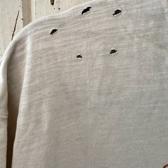 NEW BOUTIQUE MERMAID DISTRESSED TEE - Picture 8 of 9